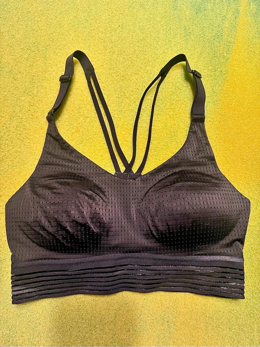 Victoria Secret Black Sports Bra Like New size 32C